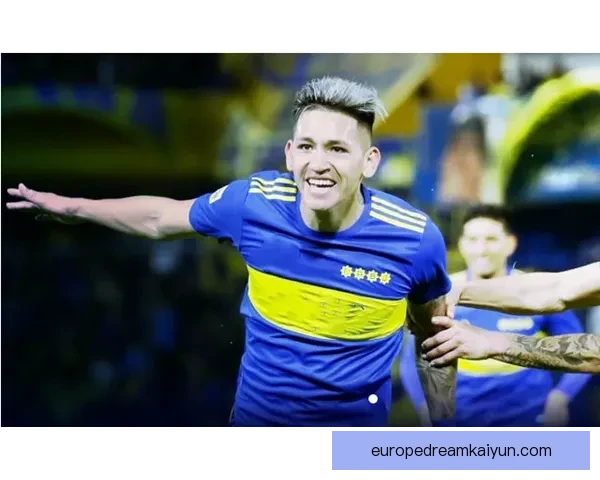 诺伊尔门将技术持续提升，状态回暖令人期待