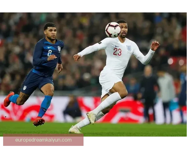 巴拉圭队防守体系近期表现稳健，整体结构保持稳定